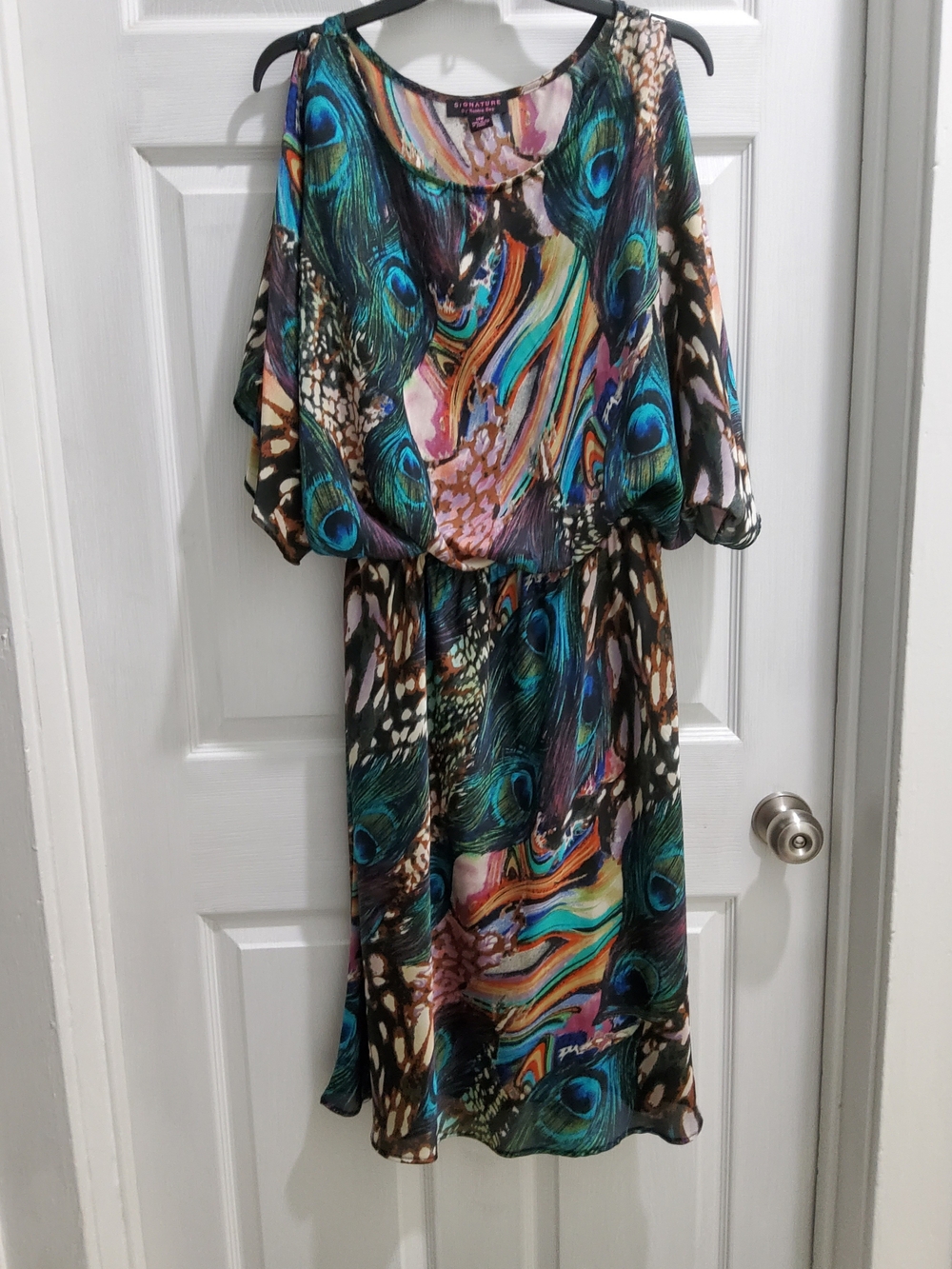 Multicolor Peacock Print Cold-Shoulder Dress